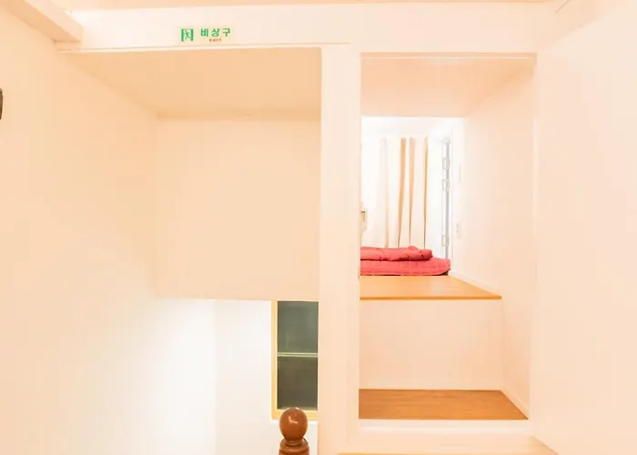Huayuanhouse Hq In Hongdae 2*
