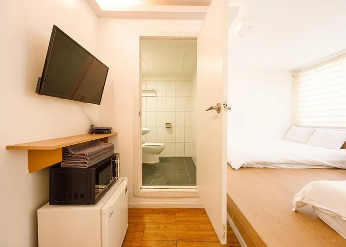 Guest house Huayuanhouse Hq In Hongdae Seoul