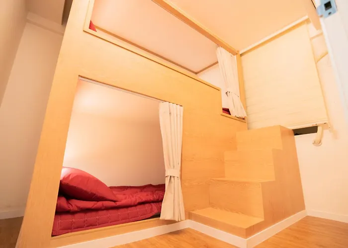 Huayuanhouse Hq In Hongdae Guest house