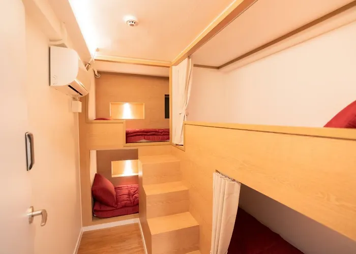 Huayuanhouse Hq In Hongdae