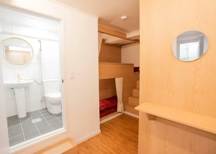 Huayuanhouse Hq In Hongdae 2*